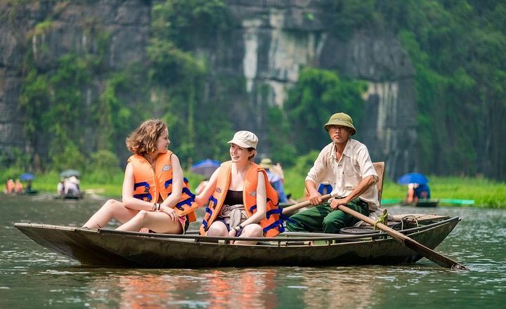 Hoa Lu Tam Coc Day Tour 1 Hoa Lu Tam Coc Day Tour