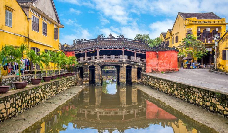 Japanese Covered Bridge: An Iconic Symbol of Hoi An 1 Japanese Covered Bridge