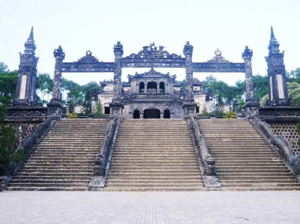 Khai Dinh Tomb: Pinnacle of mausoleum architecture 2 Khai Dinh Tomb