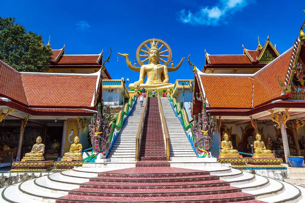 Golden Big Buddha statue at Wat Phra Yai temple, a top highlight on Koh Samui shore excursions