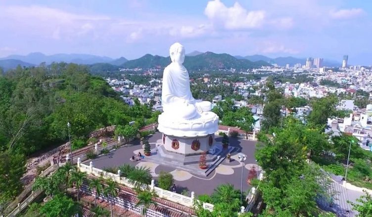 Long Son Pagoda: Religious Destination in Nha Trang 1 Long Son Pagoda