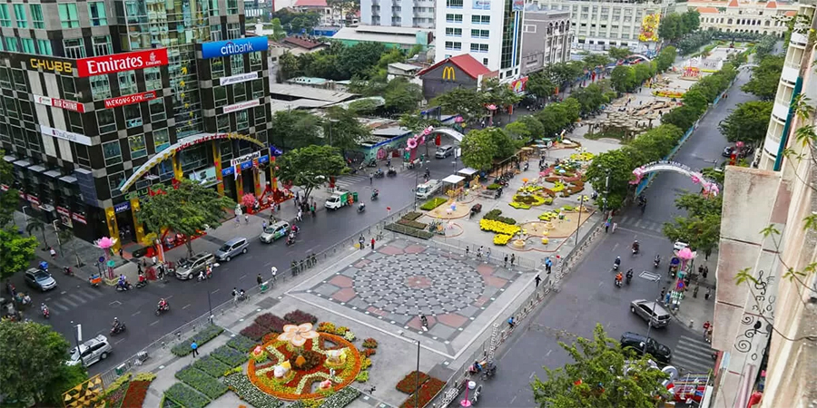 Nguyen Hue Pedestrian Street offers a diverse range of experiences for everyone Nguyen Hue Walking Street in Ho Chi Minh City