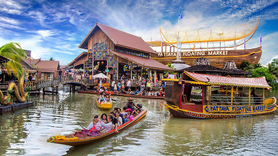 Pattaya Floating Market – Traditional Thai riverside culture Traditional wooden boats and shops at Pattaya Floating Market during a Bangkok Pattaya 2-day shore excursion