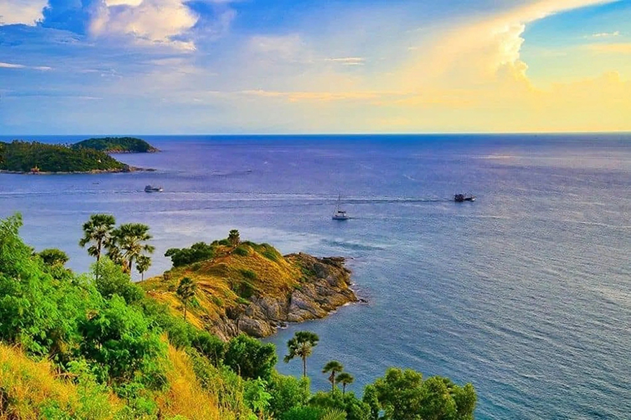 Enjoy sweeping views across the Andaman Sea from the famous Promthep Cape viewpoint. Coastal viewpoint and sweeping ocean views at Promthep Cape in Phuket on phuket essential highlights tour.