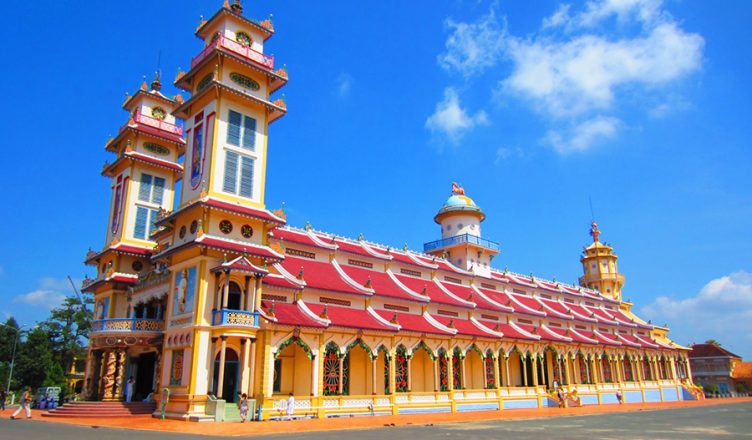 Tay Ninh Holy See: A Religious Attraction in Ho Chi Minh 1 Tay Ninh Holy See