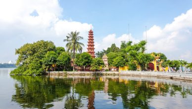 Tran Quoc Pagoda: The Oldest Pagoda in Hanoi 11 Tran Quoc Pagoda