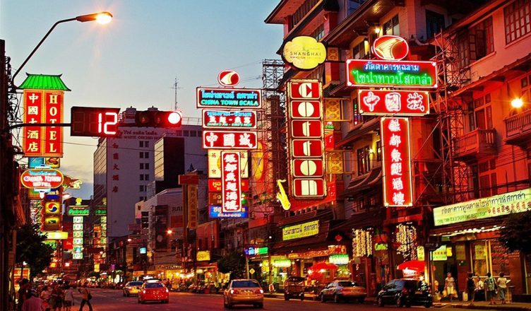 Bangkok Food Tour: Private Shore Excursion from Laem Chabang & Klong Toey 1 Authentic Isan street food and vibrant Chinatown Yaowarat night scene on private Bangkok food tour