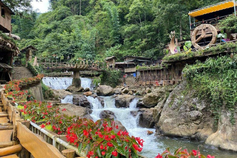 Cat Cat Village: Discovering H’mong culture amidst Sapa’s stunning terraced landscapes. Cat Cat Village: Discovering H'mong culture amidst Sapa's stunning terraced landscapes, a part of grand tour vietnam 19 days.