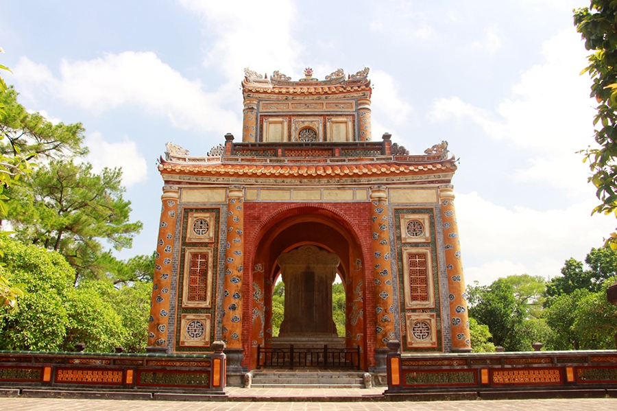 A monument to the emperor’s life, the historic stele pavilion at Tu Duc Tomb. The Stele Pavilion at Tu Duc Tomb, housing a large stone stele.