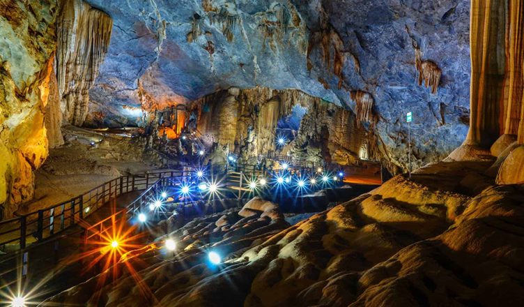 Discover Paradise Cave: A Breathtaking Tour from Hue or Dong Hoi 1 paradise cave tour